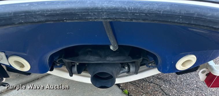 image for item LP9978 Yamaha Wave Runner SUV 1200  personal watercraft