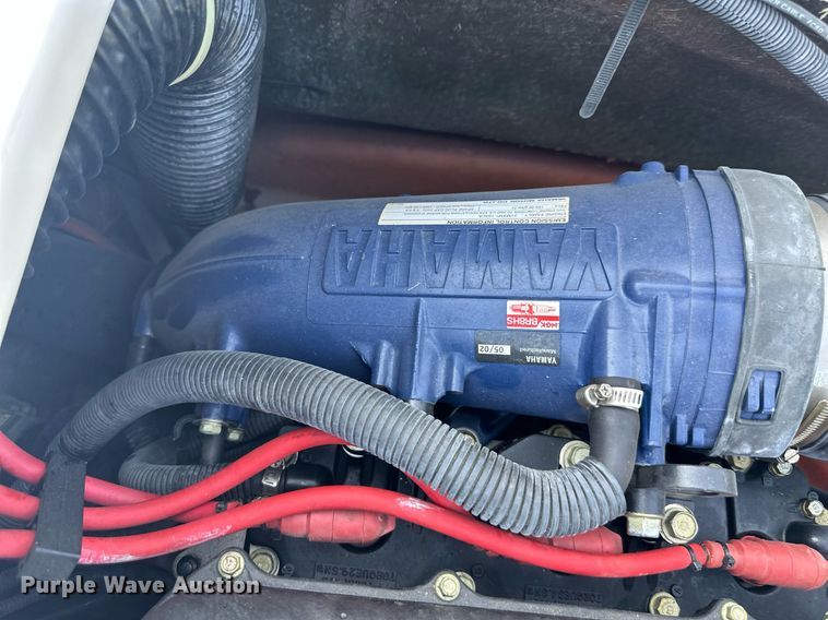 image for item LP9978 Yamaha Wave Runner SUV 1200  personal watercraft