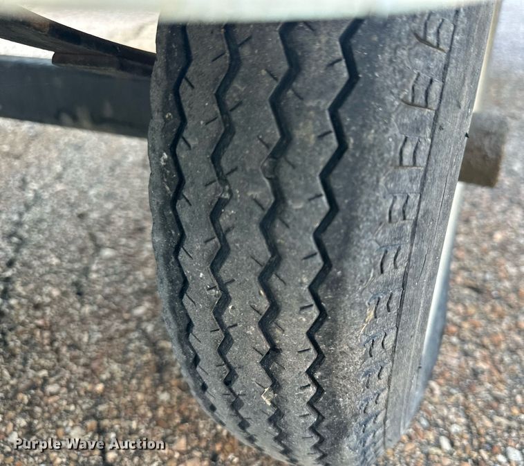 image for item LP9978 Yamaha Wave Runner SUV 1200  personal watercraft