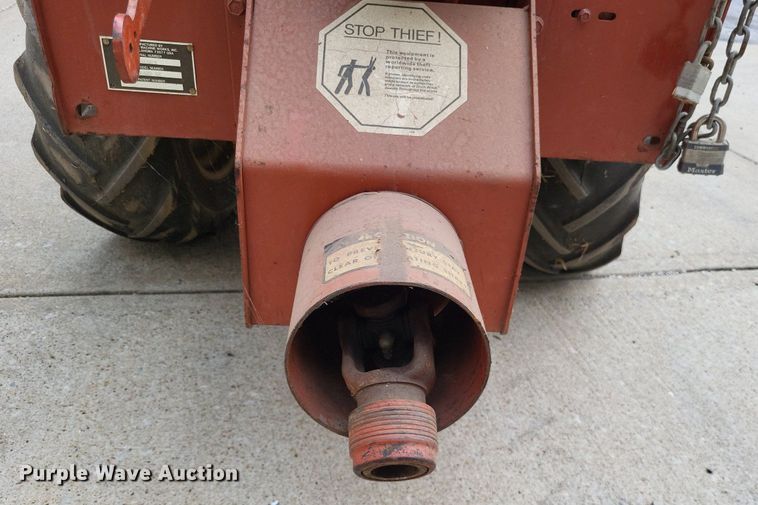 image for item LR9265 1988 Ditch Witch 1420  trencher