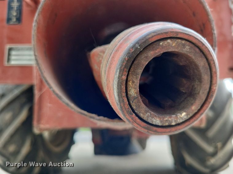 image for item LR9265 1988 Ditch Witch 1420  trencher