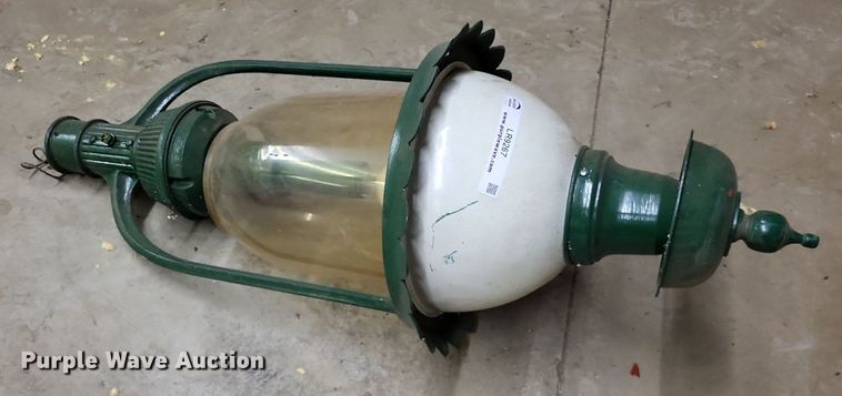 image for item LR9267 Approximately 8 street lights