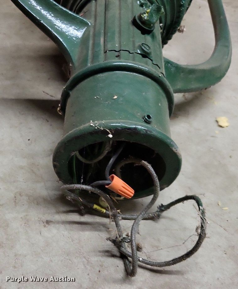 image for item LR9267 Approximately 8 street lights