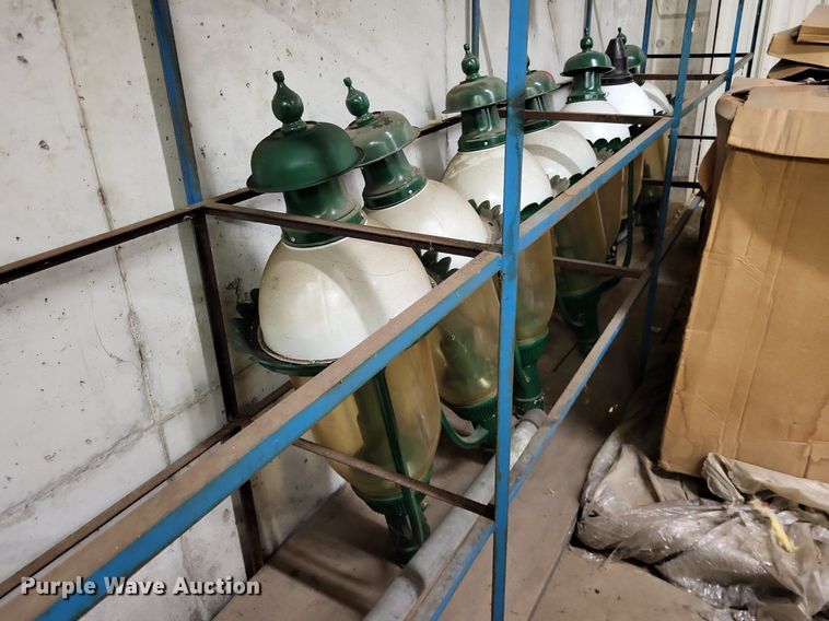 image for item LR9267 Approximately 8 street lights