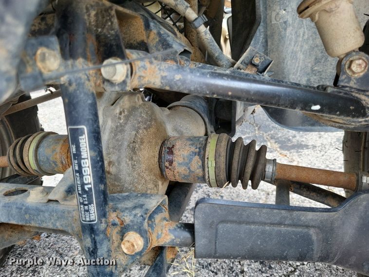 image for item LR9268 1998 Honda Foreman S  ATV