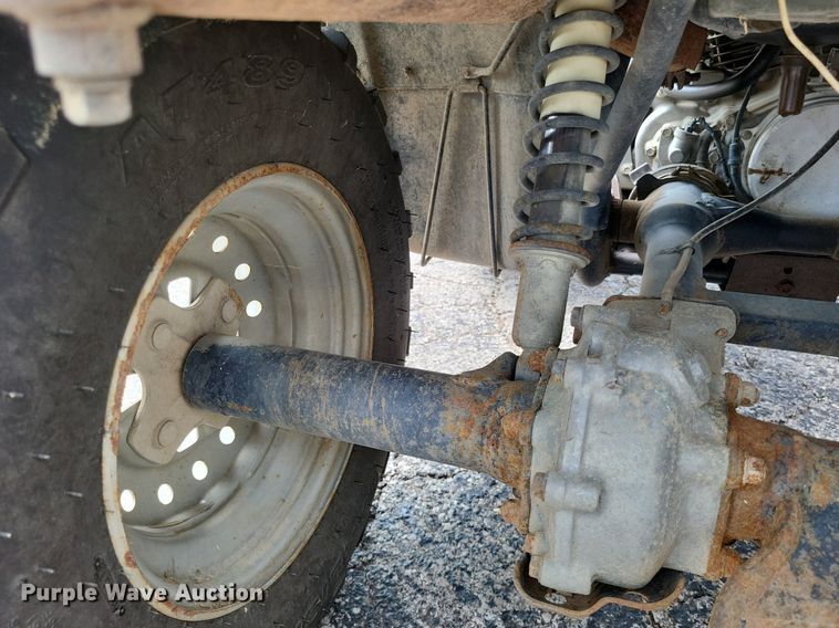 image for item LR9268 1998 Honda Foreman S  ATV