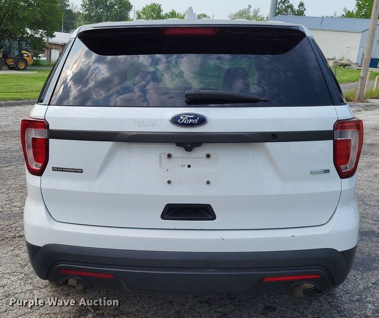 image for item LR9269 2016 Ford Explorer Police Interceptor  SUV