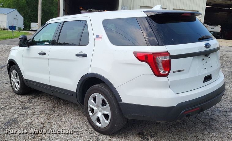image for item LR9269 2016 Ford Explorer Police Interceptor  SUV