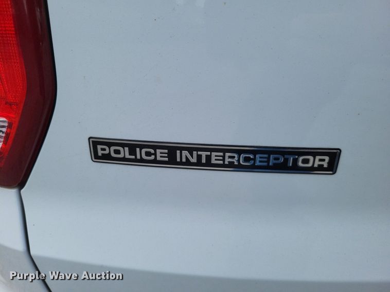 image for item LR9269 2016 Ford Explorer Police Interceptor  SUV