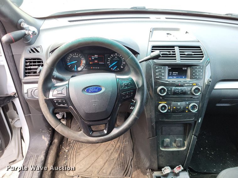 image for item LR9269 2016 Ford Explorer Police Interceptor  SUV