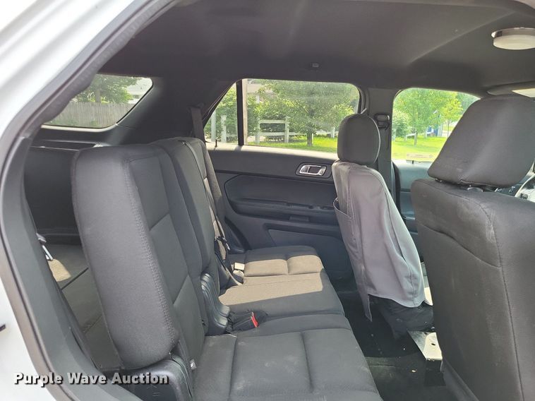 image for item LR9269 2016 Ford Explorer Police Interceptor  SUV