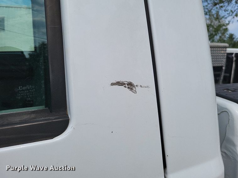 image for item LR9270 2002 Ford F250 Super Duty  pickup truck