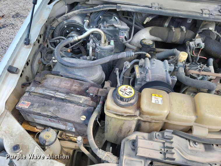 image for item LR9270 2002 Ford F250 Super Duty  pickup truck