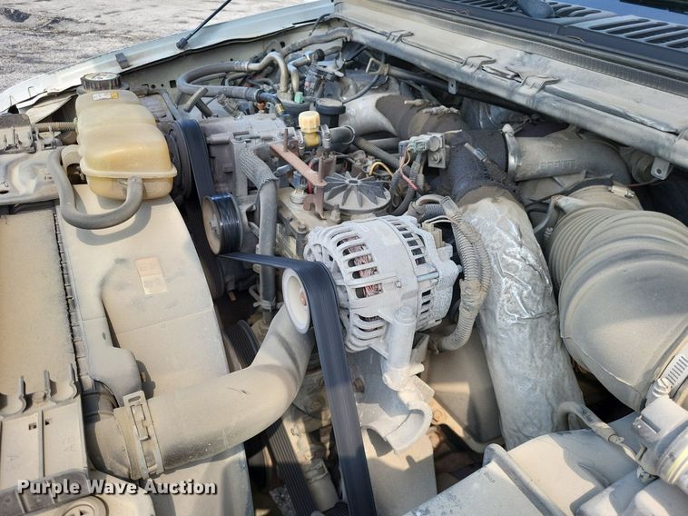 image for item LR9270 2002 Ford F250 Super Duty  pickup truck