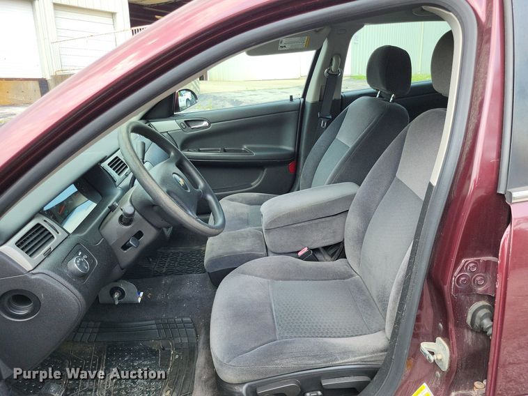 image for item LR9273 2007 Chevrolet Impala Police