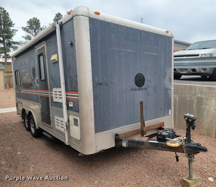 image for item LV9528 2005 Forrest River Work N Play  camper