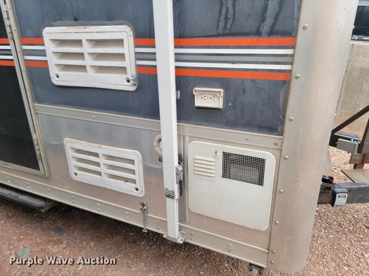 image for item LV9528 2005 Forrest River Work N Play  camper