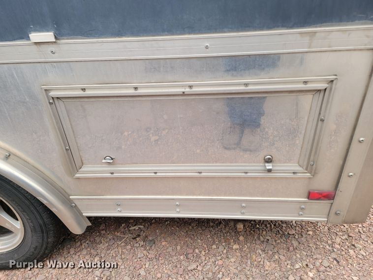 image for item LV9528 2005 Forrest River Work N Play  camper