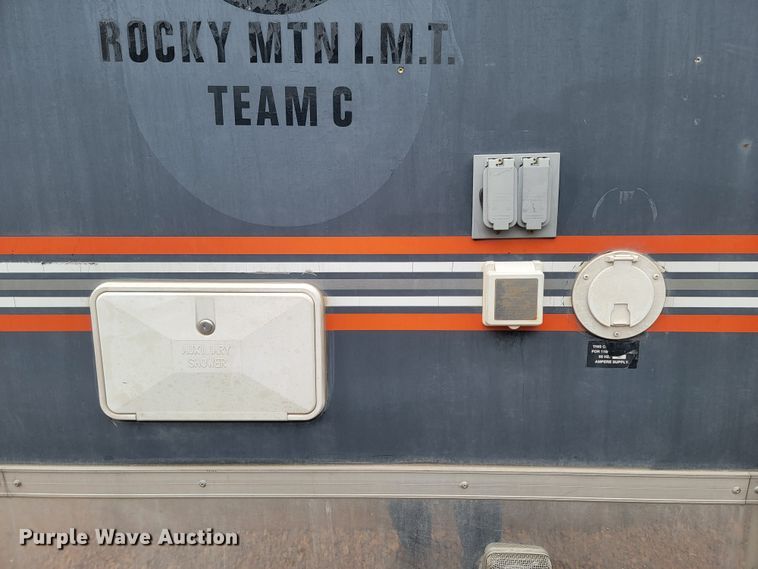 image for item LV9528 2005 Forrest River Work N Play  camper