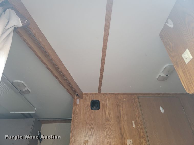 image for item LV9528 2005 Forrest River Work N Play  camper