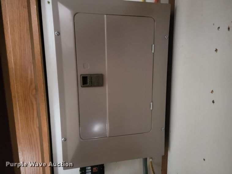 image for item LV9528 2005 Forrest River Work N Play  camper