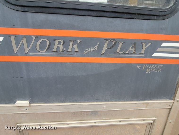 image for item LV9528 2005 Forrest River Work N Play  camper