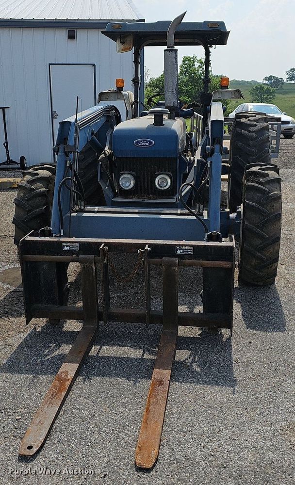 image for item LW9637 1994 Ford 4630  MFWD tractor