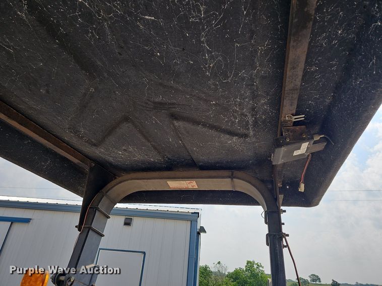 image for item LW9637 1994 Ford 4630  MFWD tractor