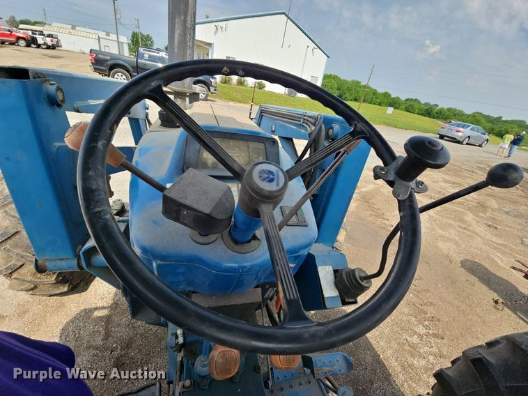 image for item LW9637 1994 Ford 4630  MFWD tractor