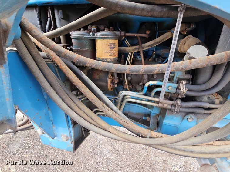 image for item LW9637 1994 Ford 4630  MFWD tractor