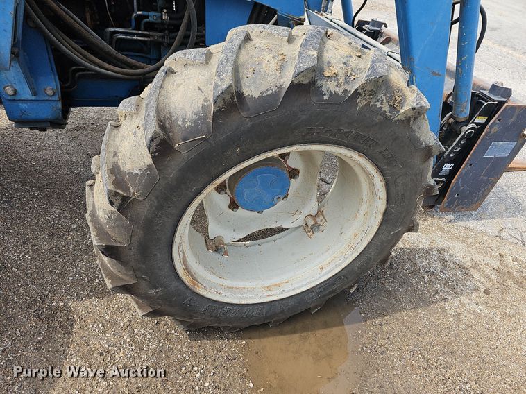 image for item LW9637 1994 Ford 4630  MFWD tractor