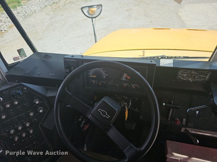 image for item LW9648 1999 Blue Bird  school bus