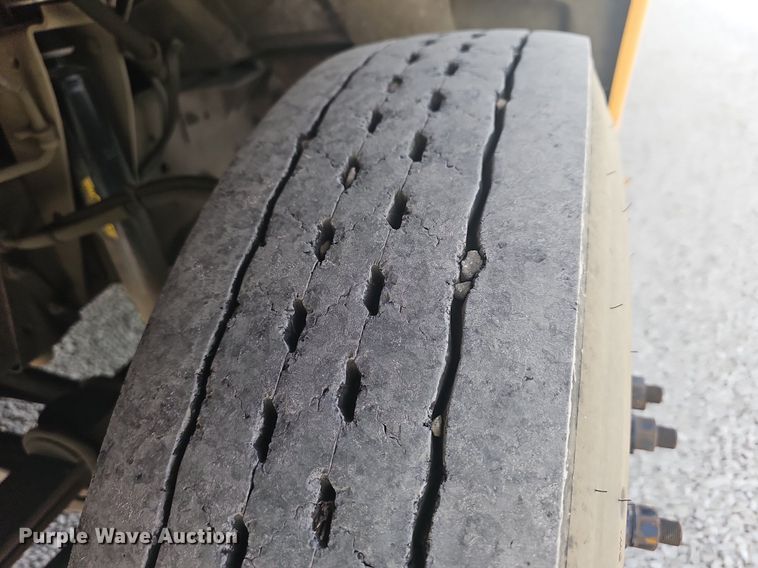 image for item LW9648 1999 Blue Bird  school bus