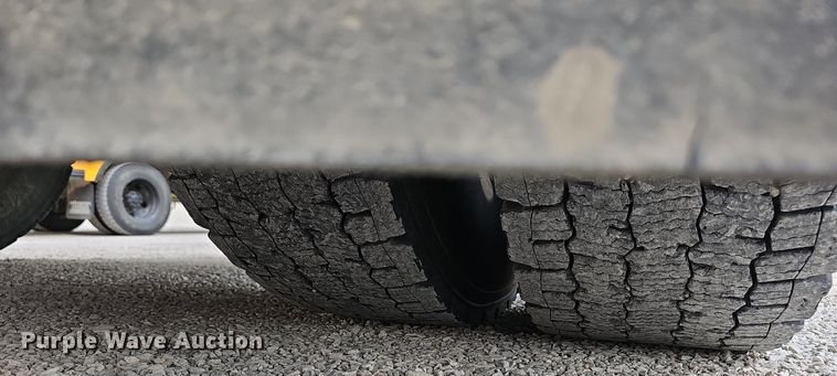 image for item LW9649 2006 Thomas  school bus