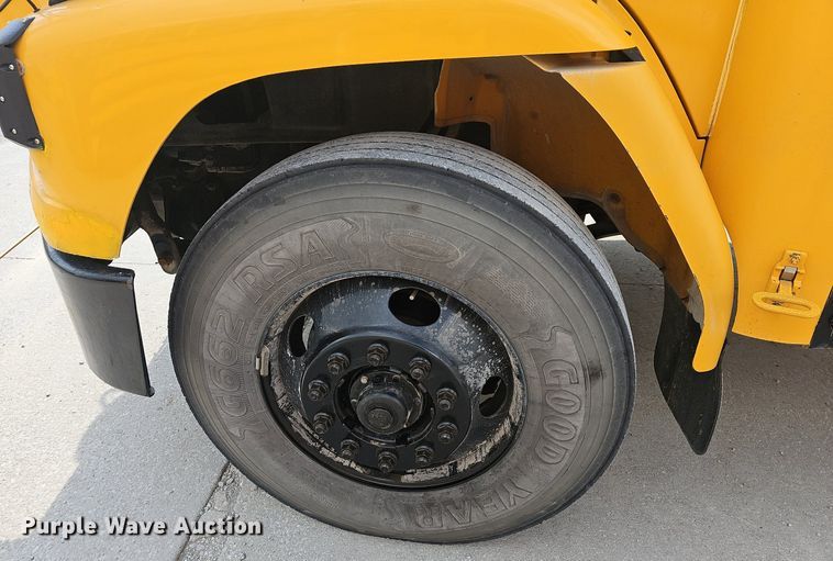 image for item LW9649 2006 Thomas  school bus