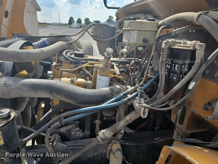 image for item LW9650 2005 Thomas  school bus