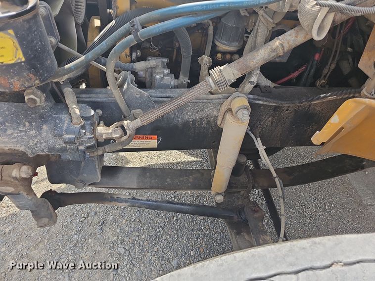 image for item LW9650 2005 Thomas  school bus