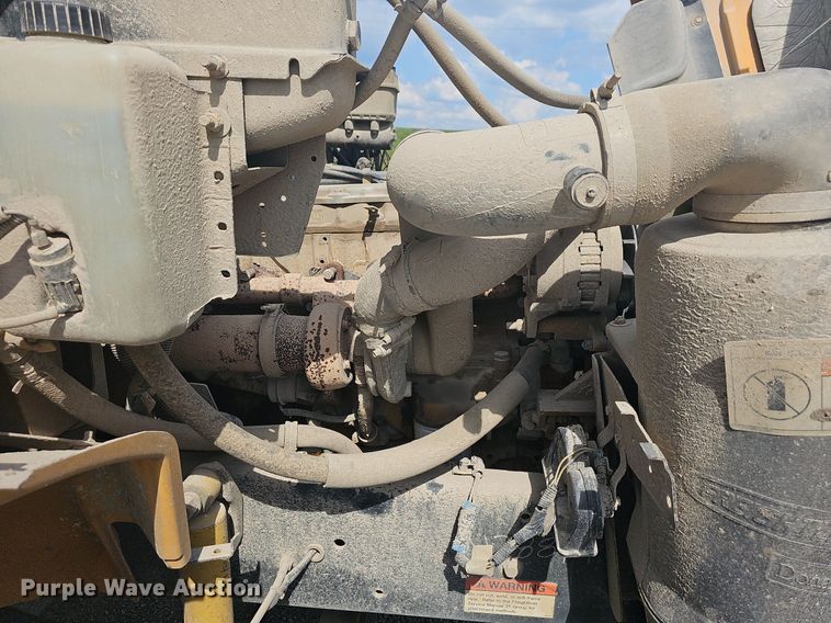 image for item LW9650 2005 Thomas  school bus