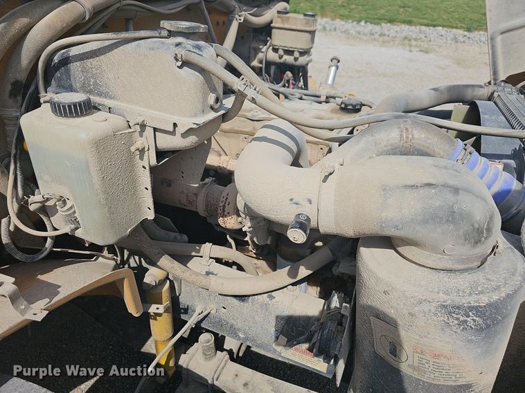 image for item LW9650 2005 Thomas  school bus