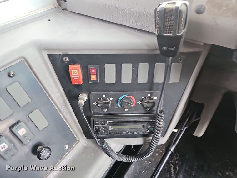 image for item LW9653 2006 Thomas  school bus