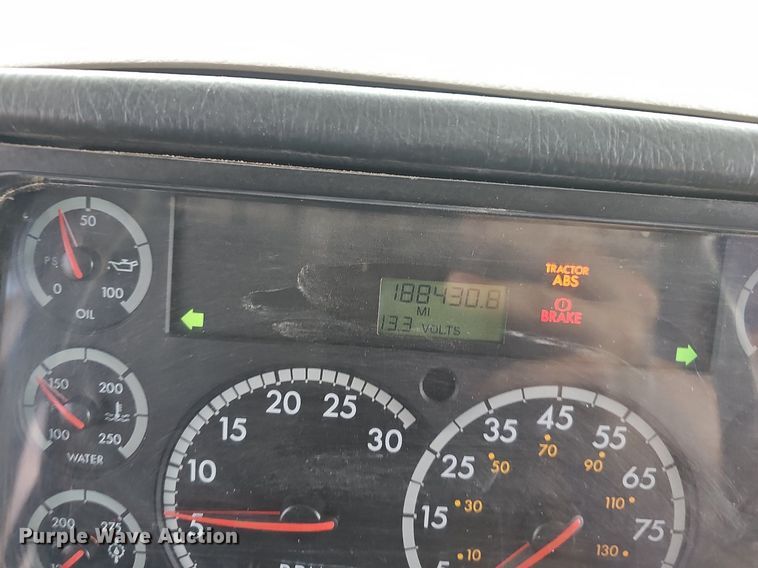 image for item LW9653 2006 Thomas  school bus