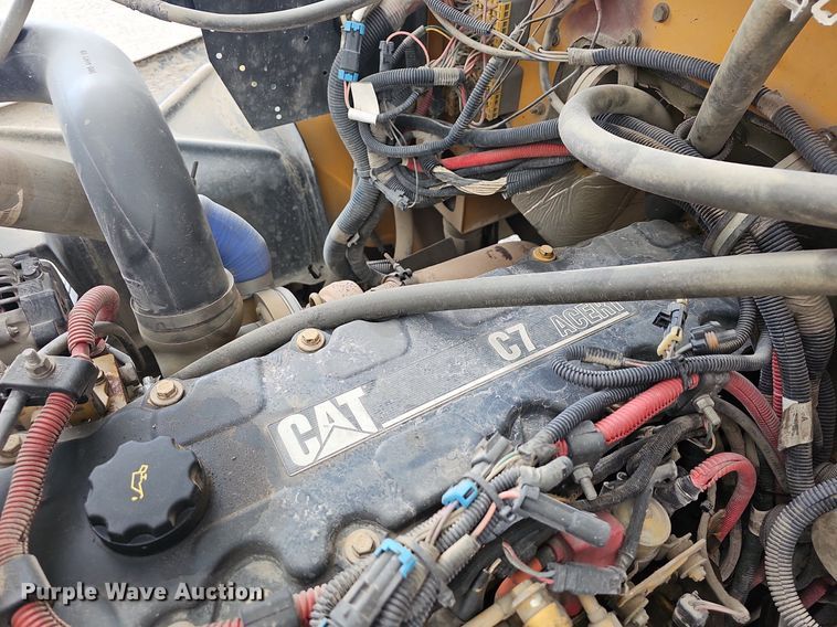 image for item LW9653 2006 Thomas  school bus