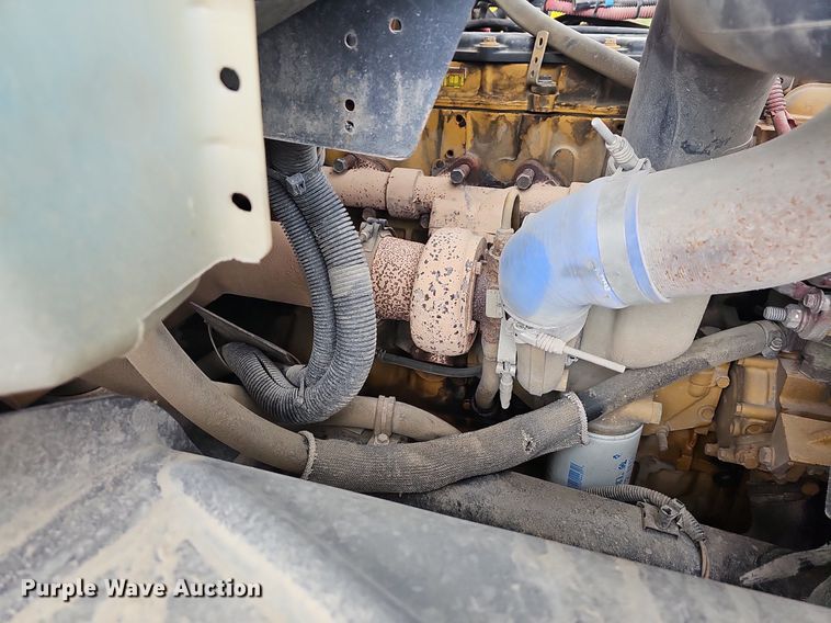 image for item LW9653 2006 Thomas  school bus