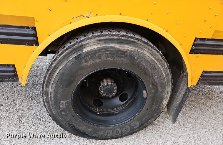 image for item LW9653 2006 Thomas  school bus