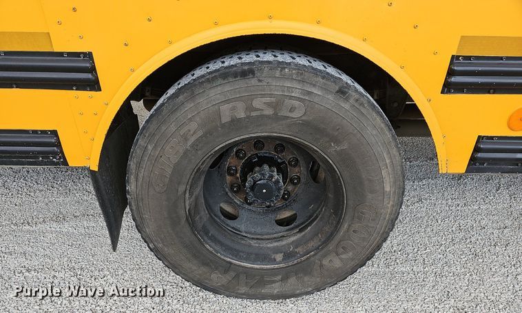 image for item LW9653 2006 Thomas  school bus