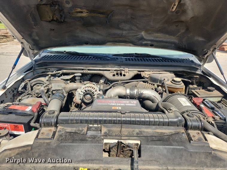 image for item LX9624 2003 Ford F350 Super Duty XL  flatbed pickup truck