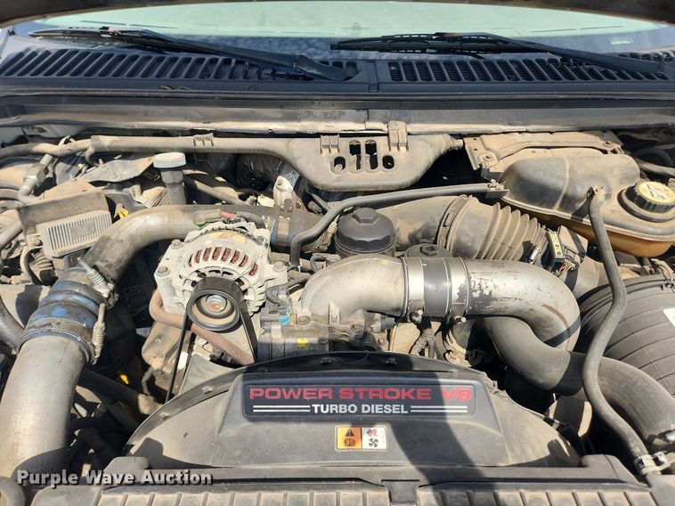 image for item LX9624 2003 Ford F350 Super Duty XL  flatbed pickup truck