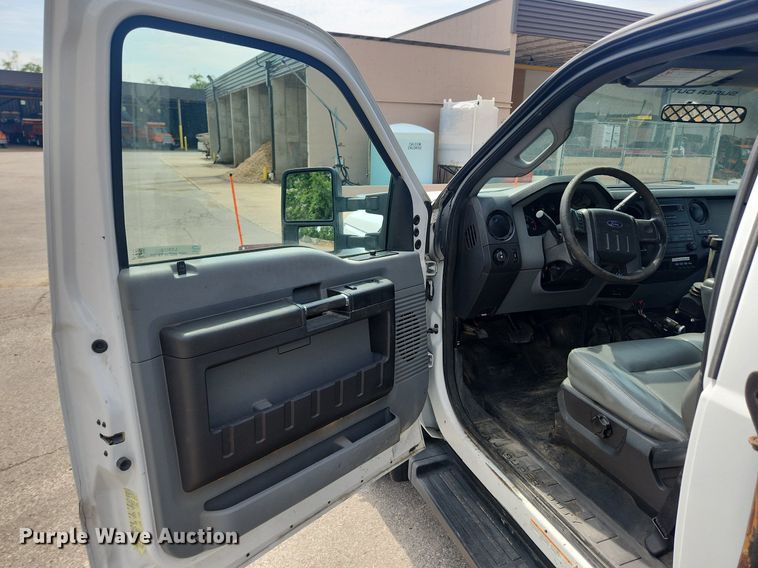 image for item LX9625 2012 Ford F550 Super Duty XL  dump flatbed truck