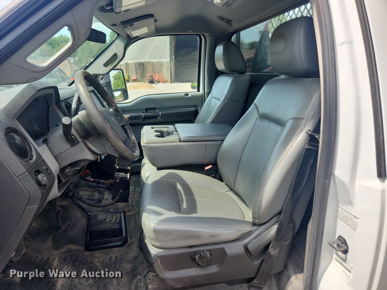 image for item LX9625 2012 Ford F550 Super Duty XL  dump flatbed truck