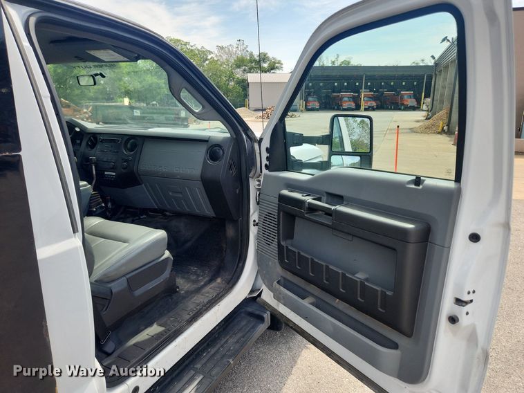 image for item LX9625 2012 Ford F550 Super Duty XL  dump flatbed truck